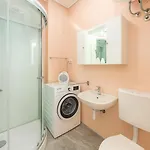 365, Steps From The Sea & Center, Free Street Parking Apartamento *