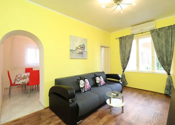 365, Steps From The Sea & Center, Free Street Parking